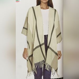 NWT Three Dot Cashmere Blend Wrap in Light Beige Large Plaid Pattern